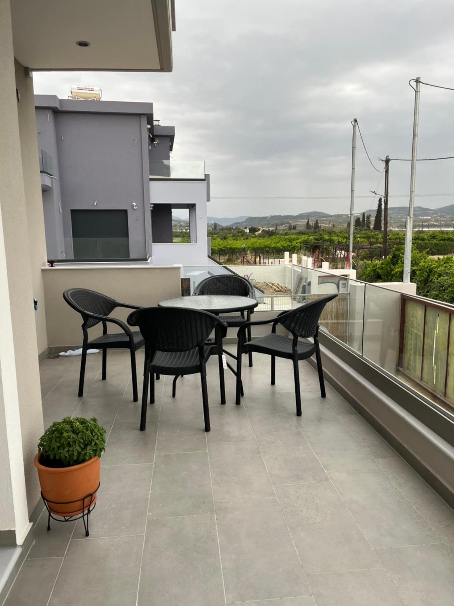 Villa Maria Eirini Lechaio Exterior photo